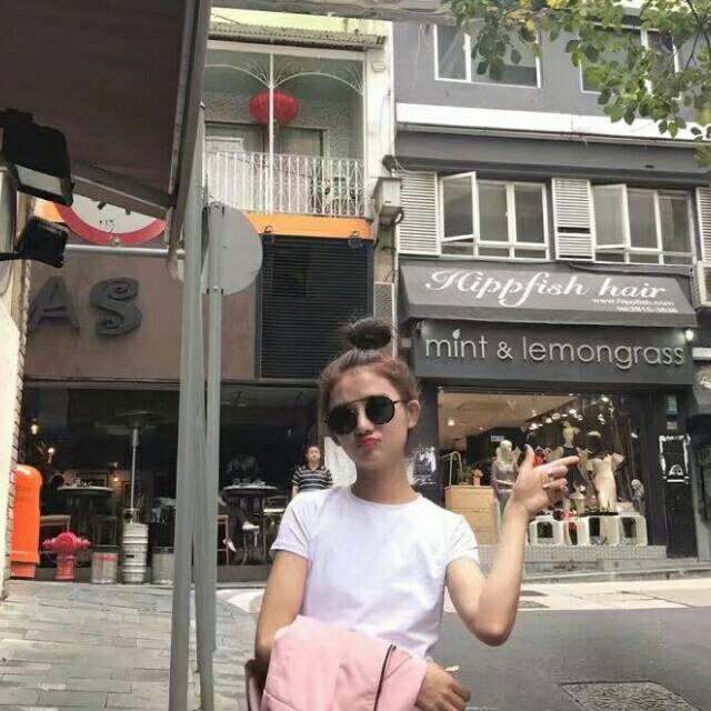悦悦。