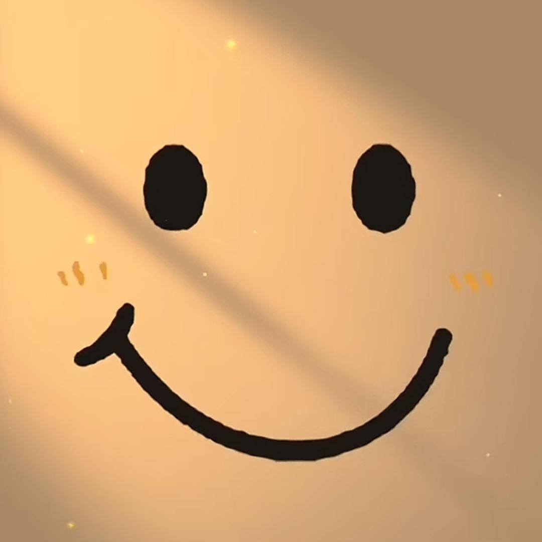 嘴角上扬😀