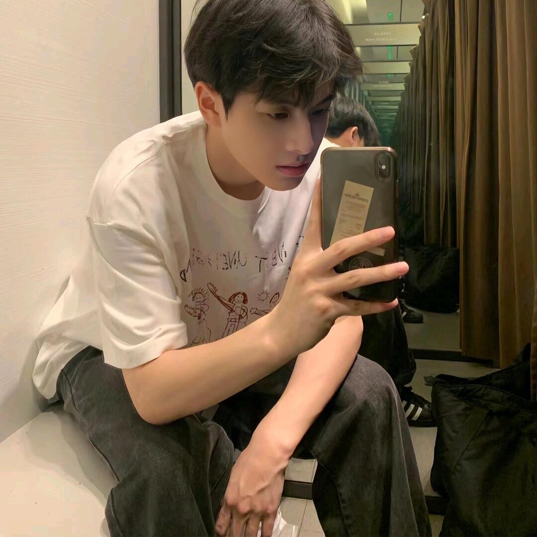 Pro俱乐部-泽延(点🥚滴滴)