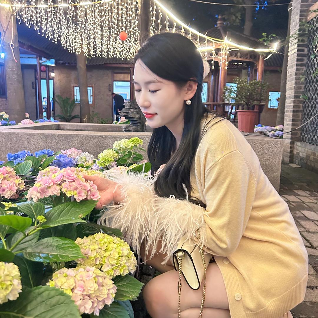 小艺姐姐