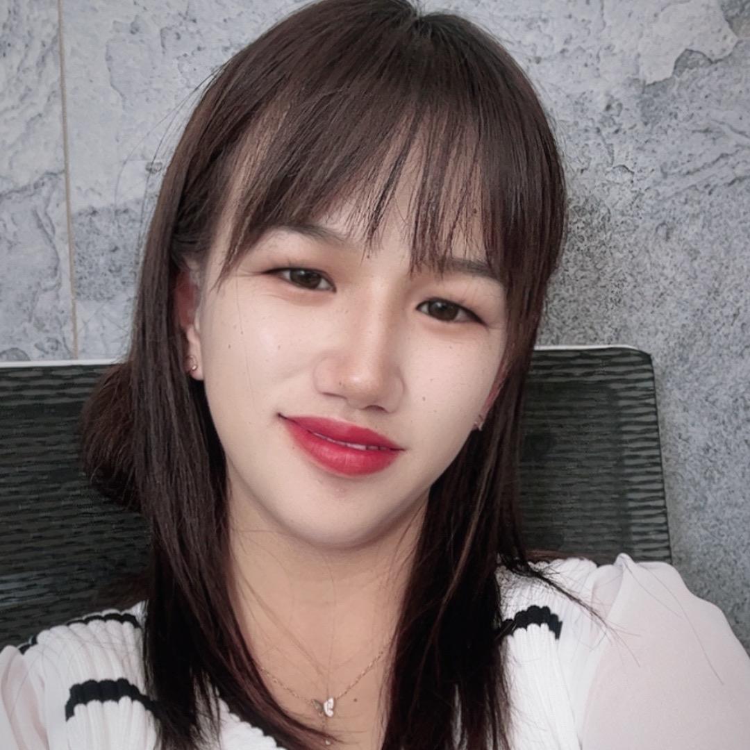 @ 维西卖瓷砖的小姐姐