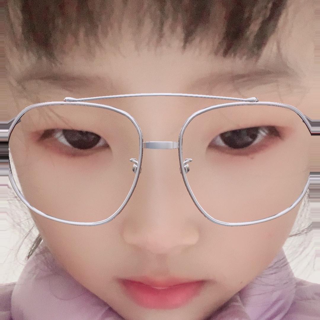 淡淡的笑容