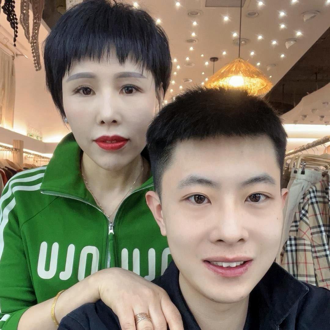 即墨箫兰阁6号店女装批发