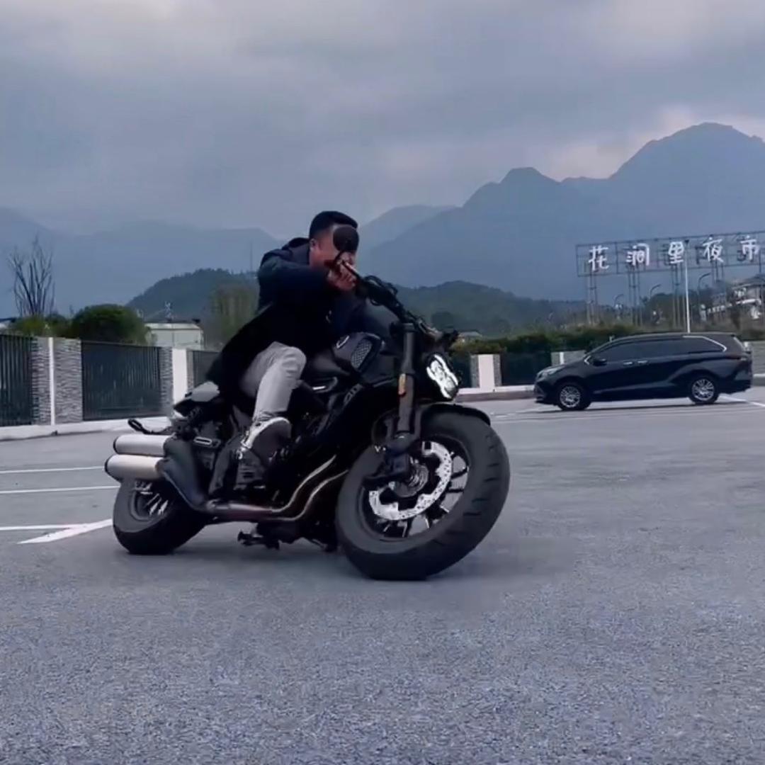 🛵  体重有点“陈”