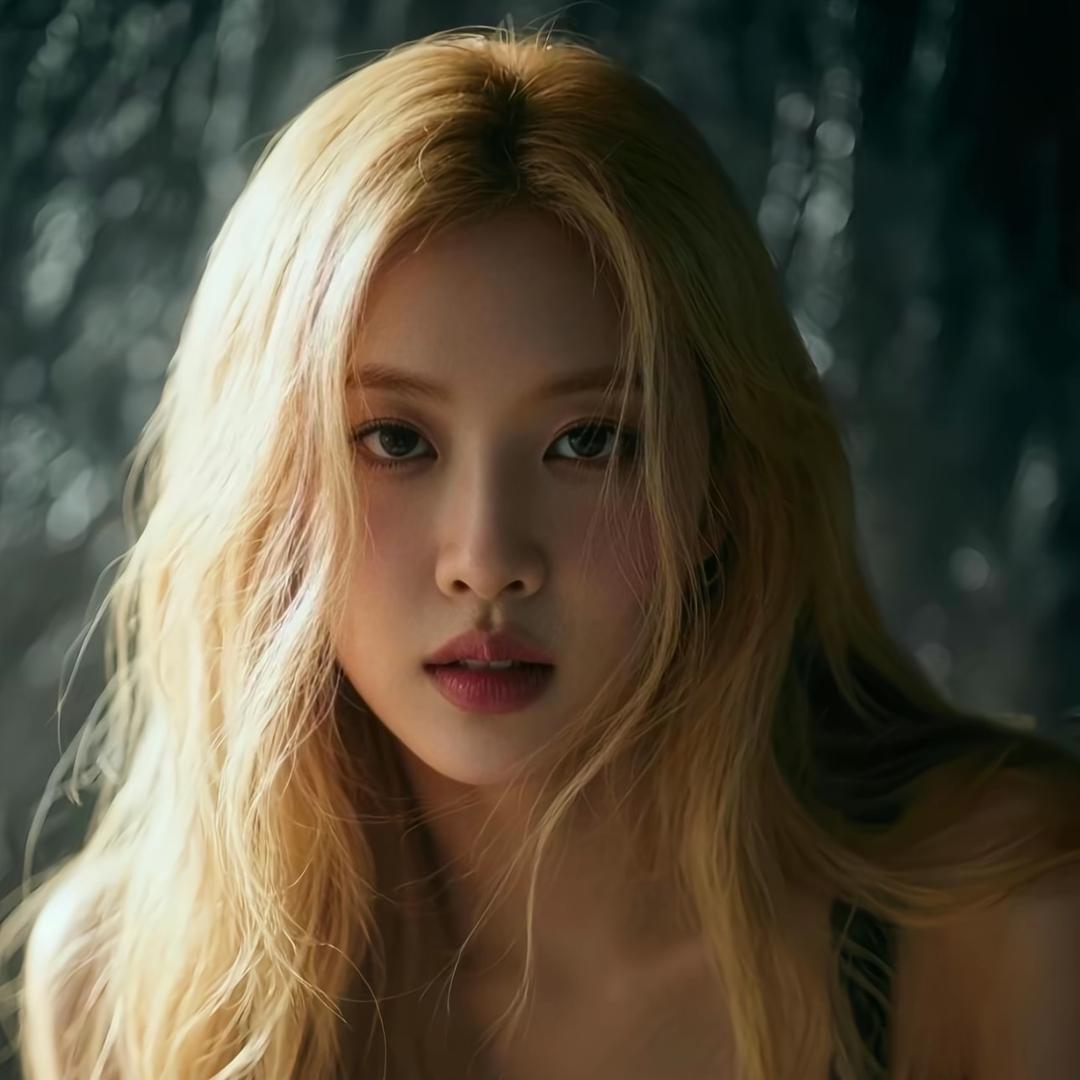 一杯生椰拿铁🥥