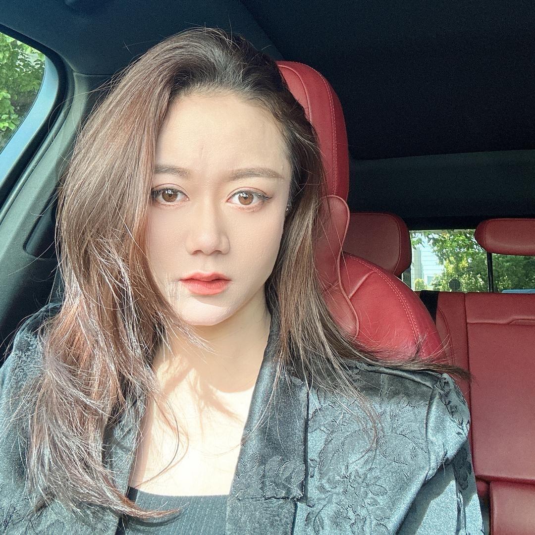 钱火火服饰