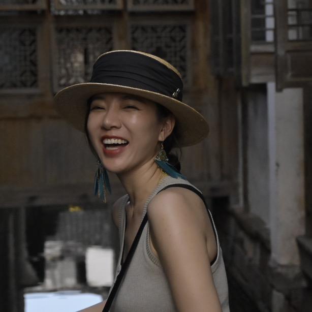 龙山合愫女装