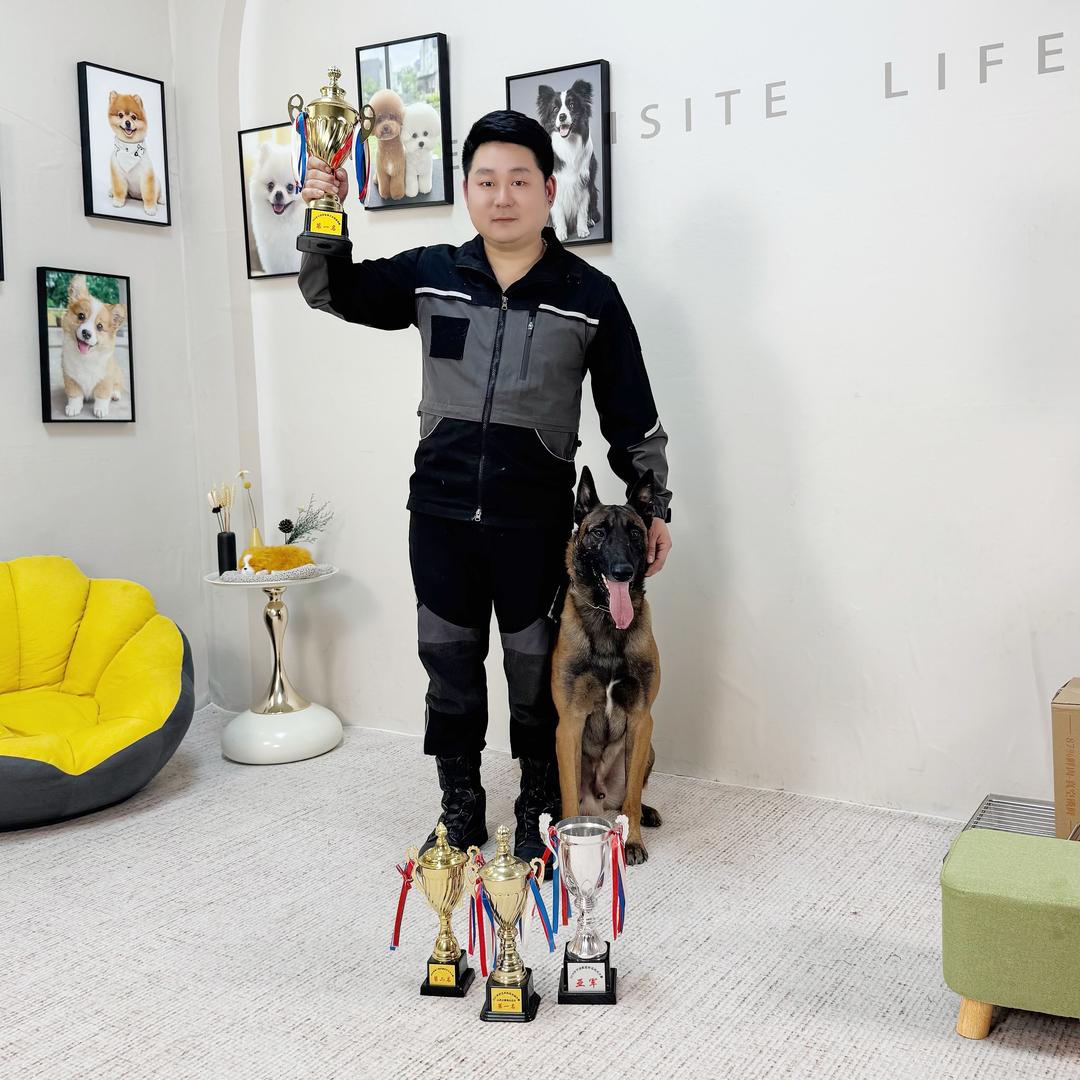 训犬师王教练