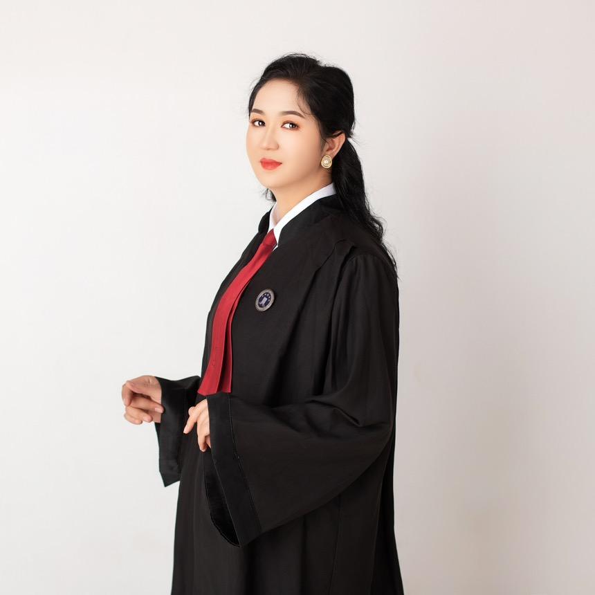 哈律师（新疆卡农律师事务所主任）