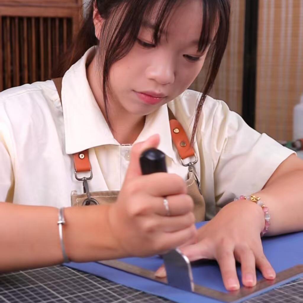 柿橙手工皮具