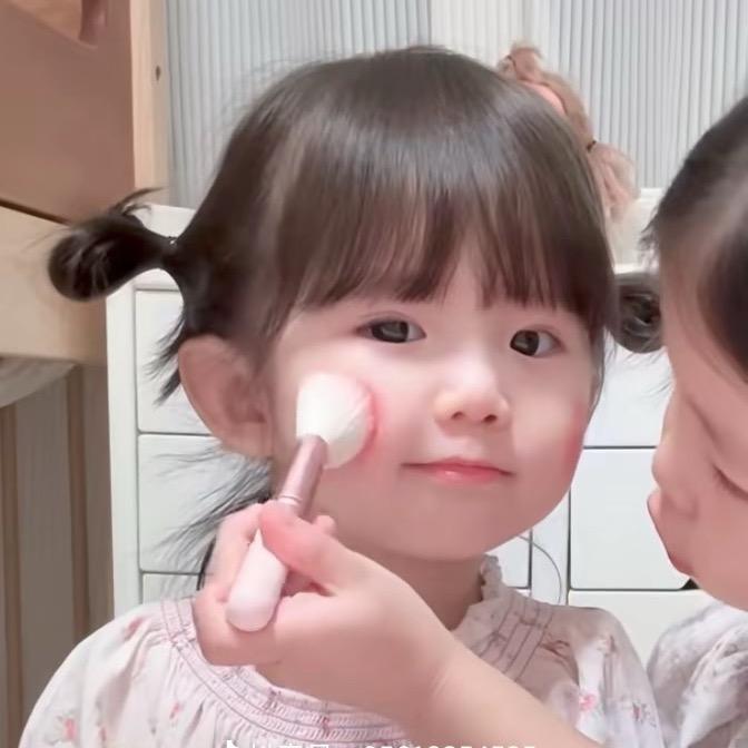 小佳超级帅