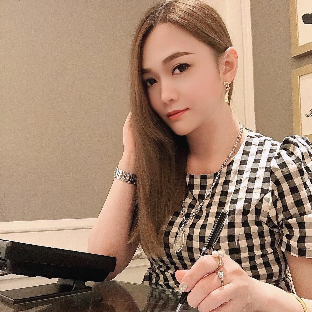 Lucky美人