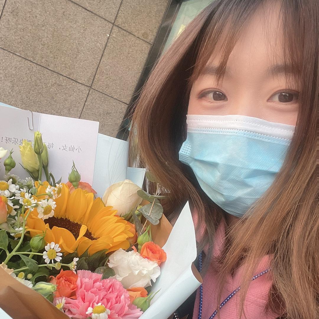 棉花团团◕‿◕豆芽福宝