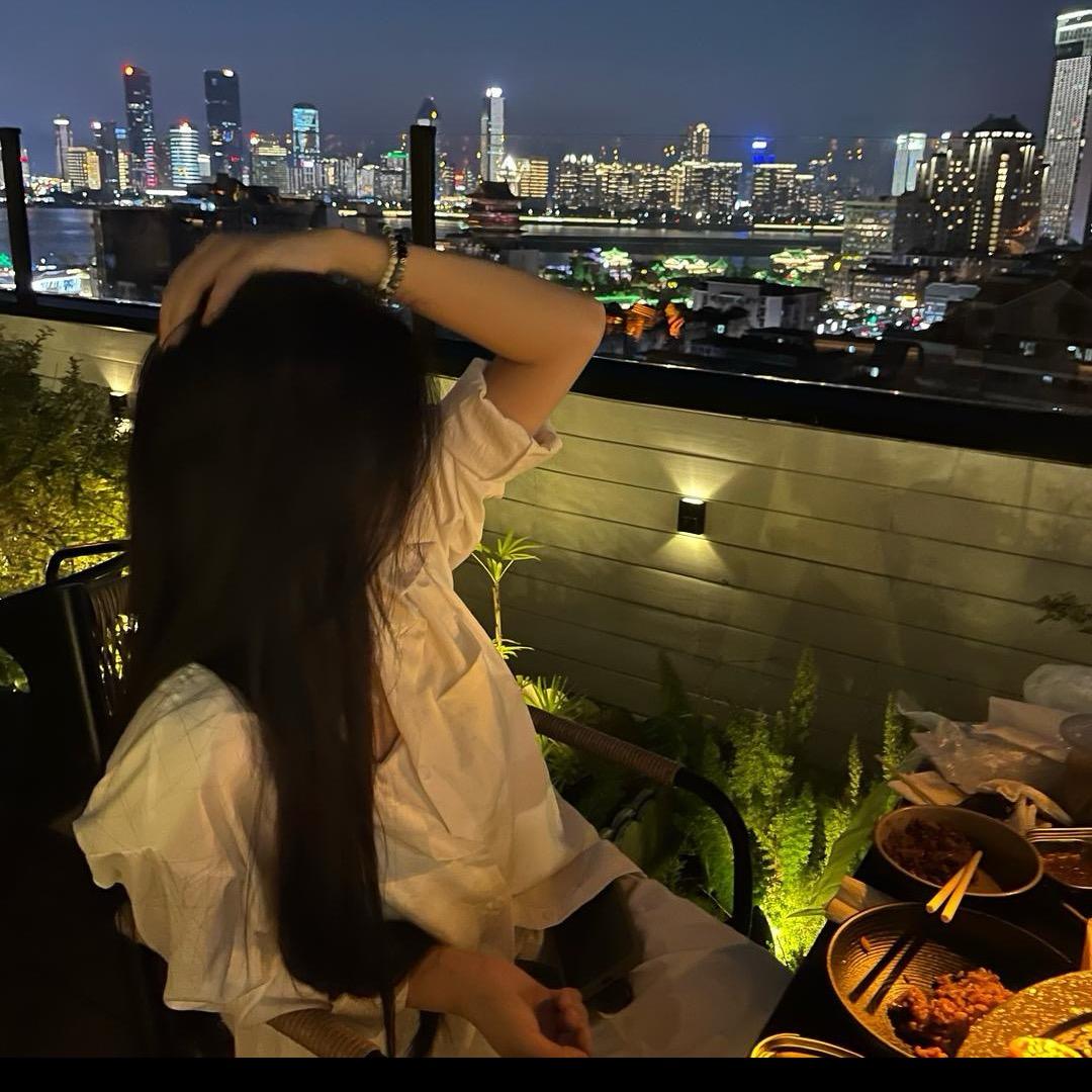 小九🥂（贤灿）