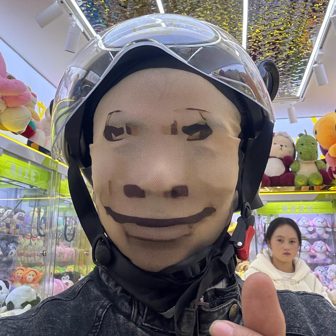 贺乃亮