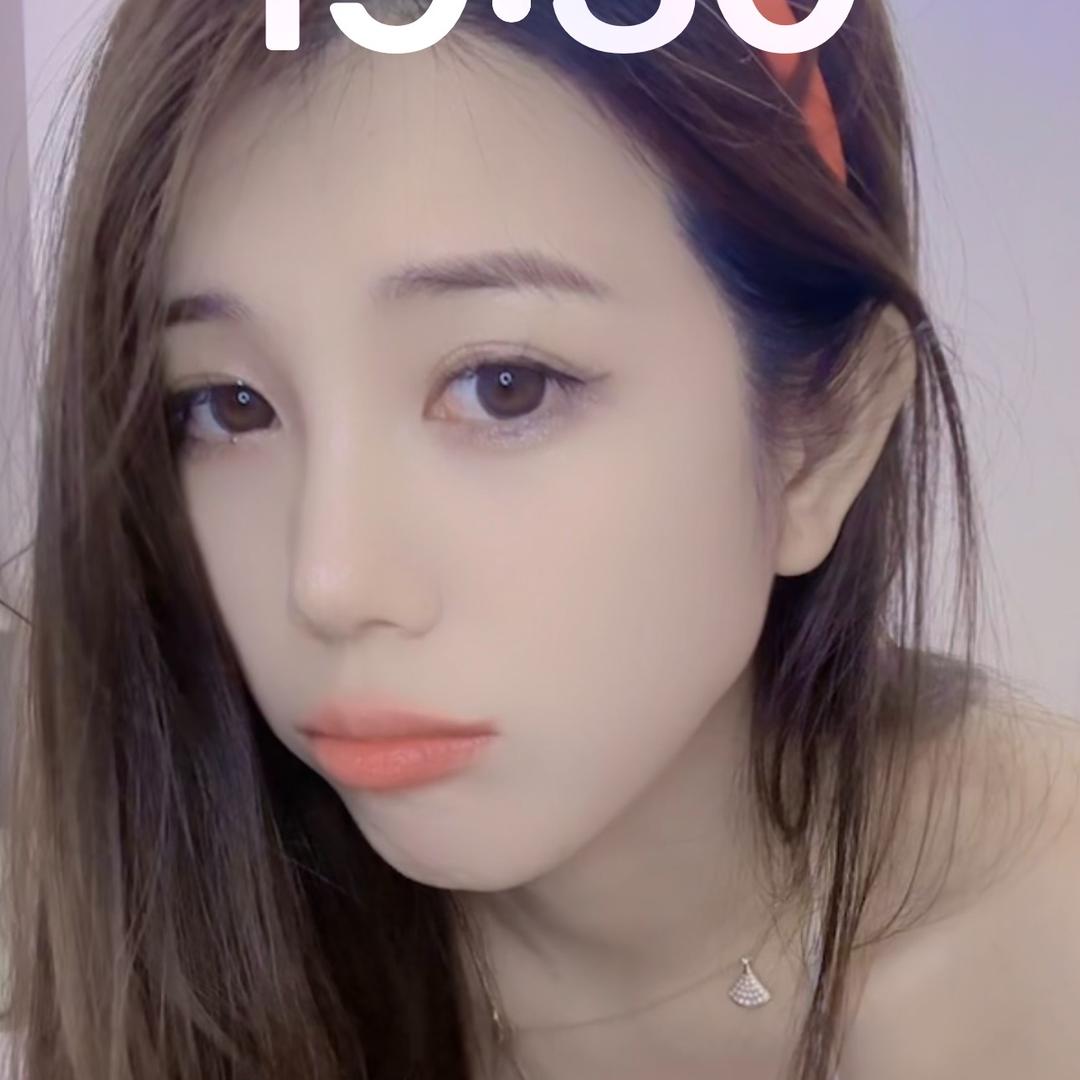 深圳市罗湖区枫铃服饰店