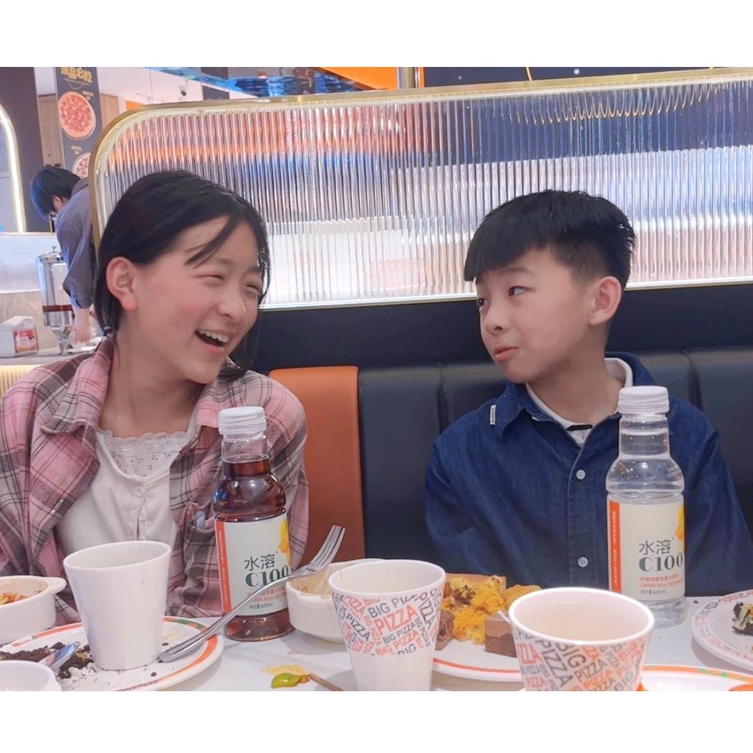 乐翻萌主小甜仔