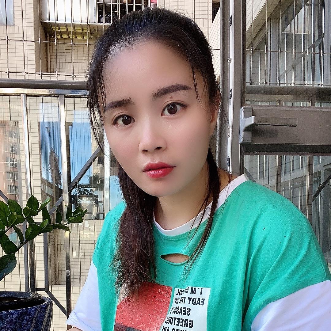 小吖🍒
