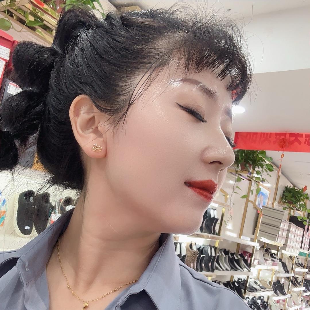 布拉格潮鞋服