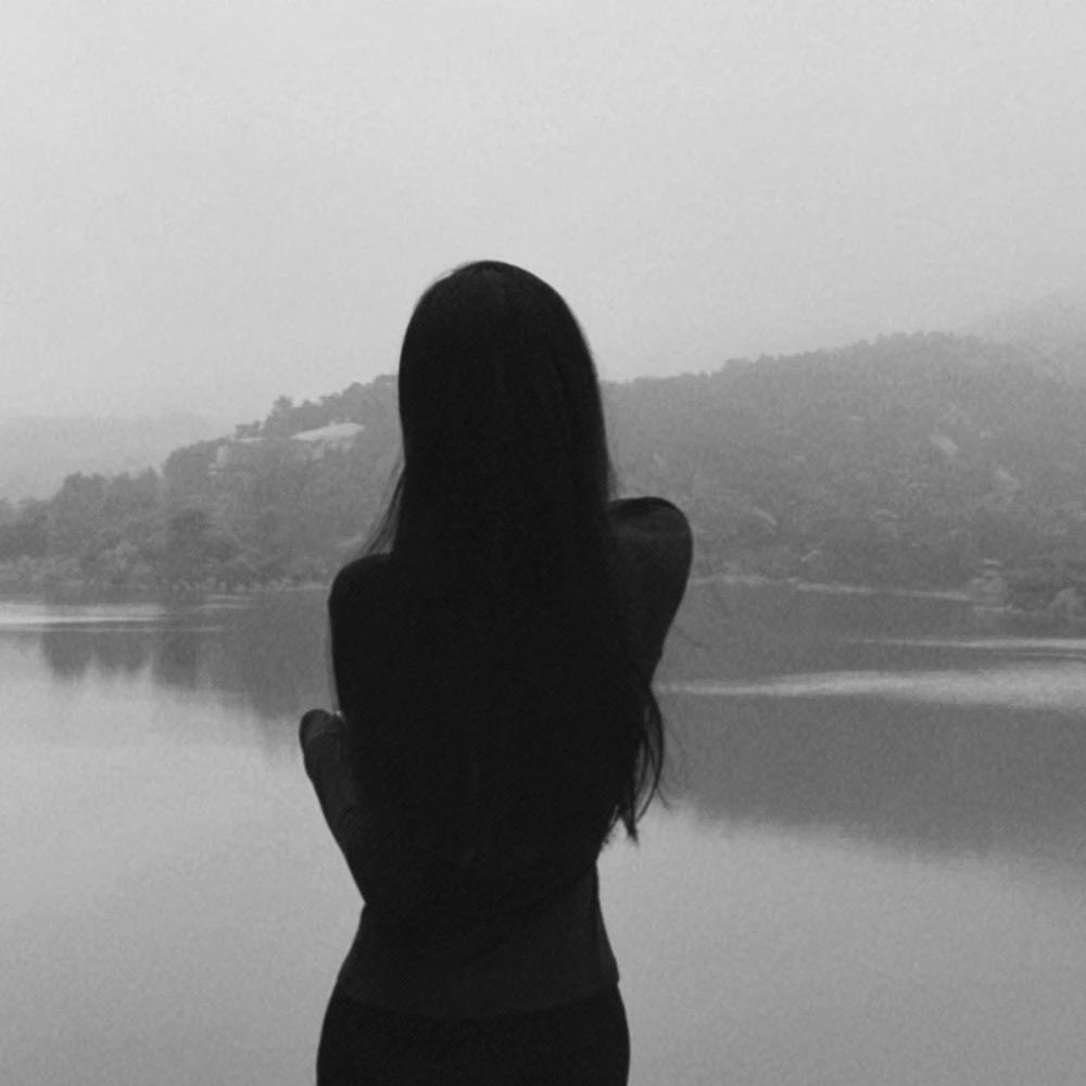 摆烂的咸鱼.💤