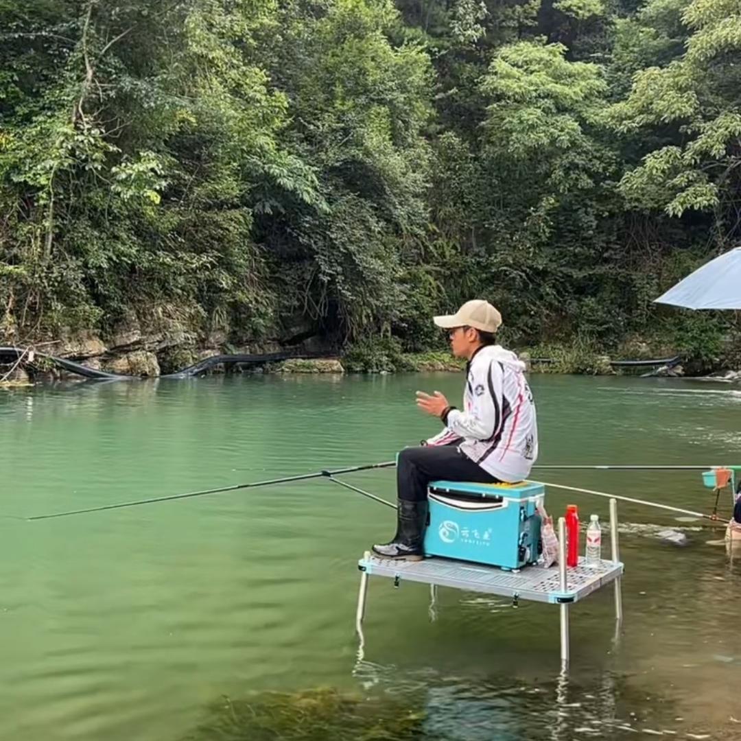 秦爱德钓鱼🎣（有点东西）