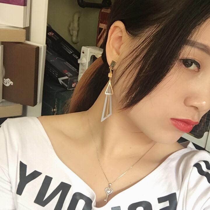 秋香妹妹，，，连赞拉黑