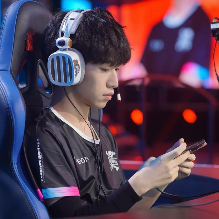 集市养猫人（三角洲行动）