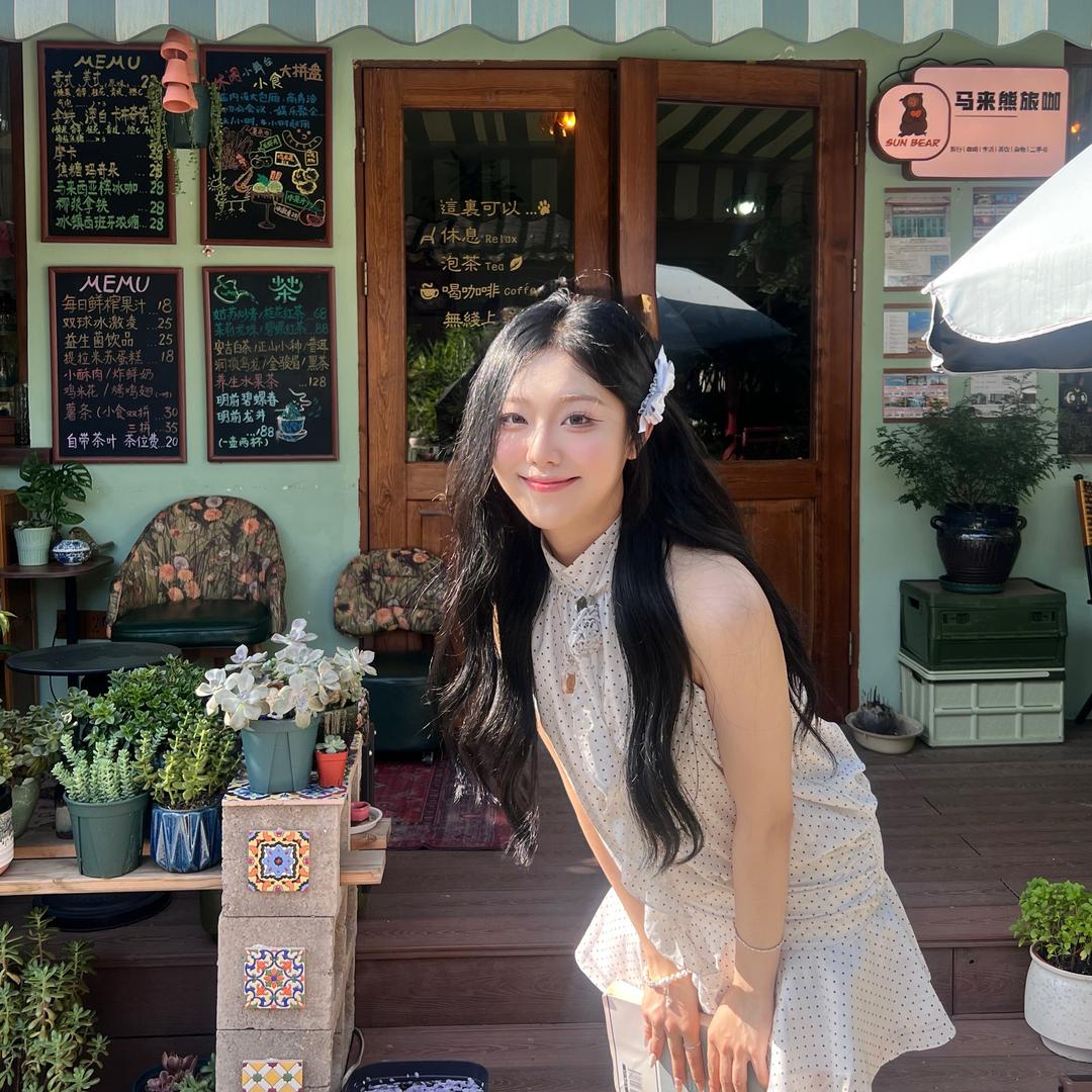 银河系中心超级活力元气阳光美少女世界总统