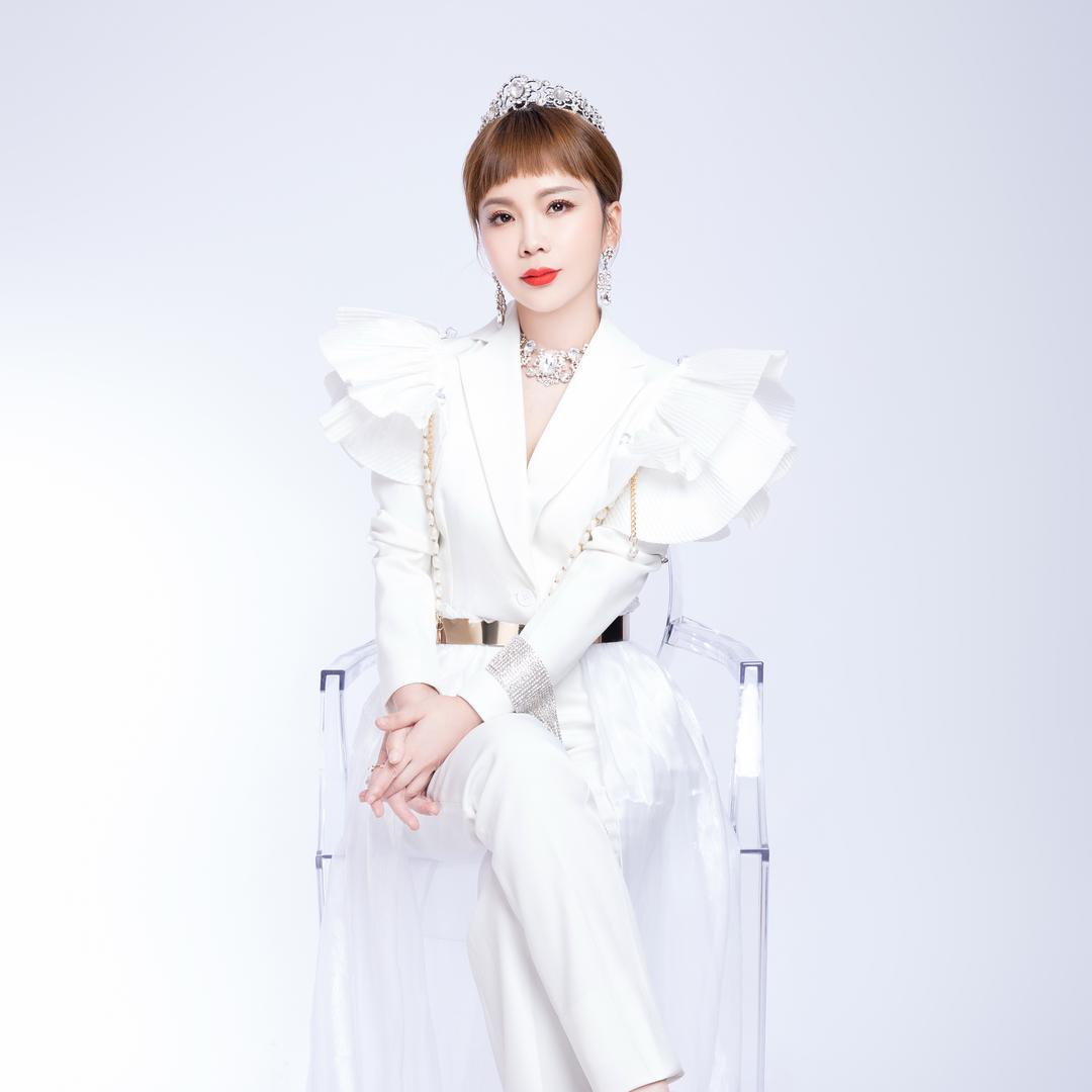 祛斑美白找依蔓