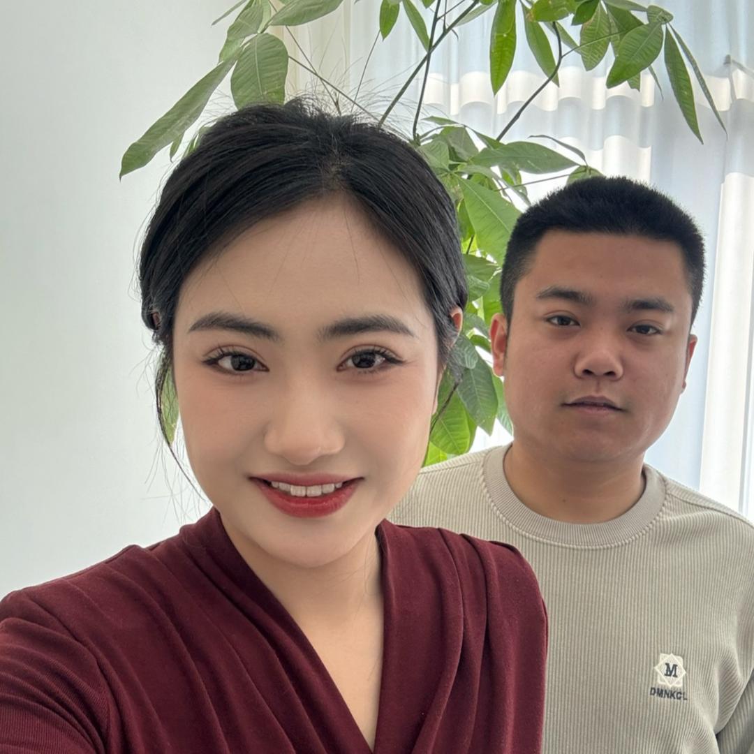 文文和大伟