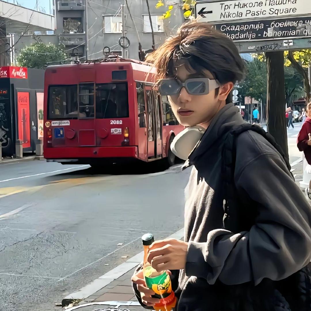 超级无敌暴龙战士