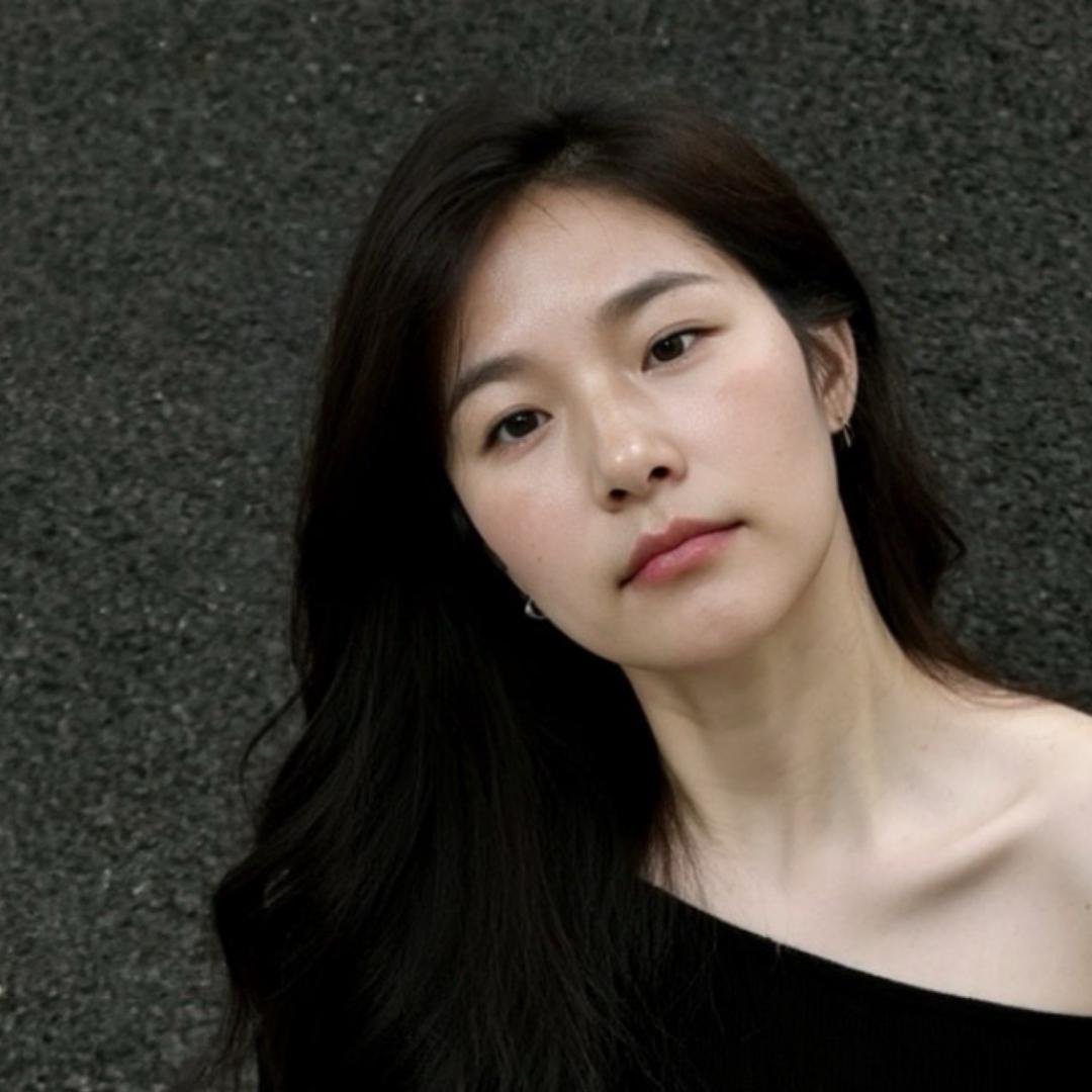 回到吃饭拉屎都被夸的年纪