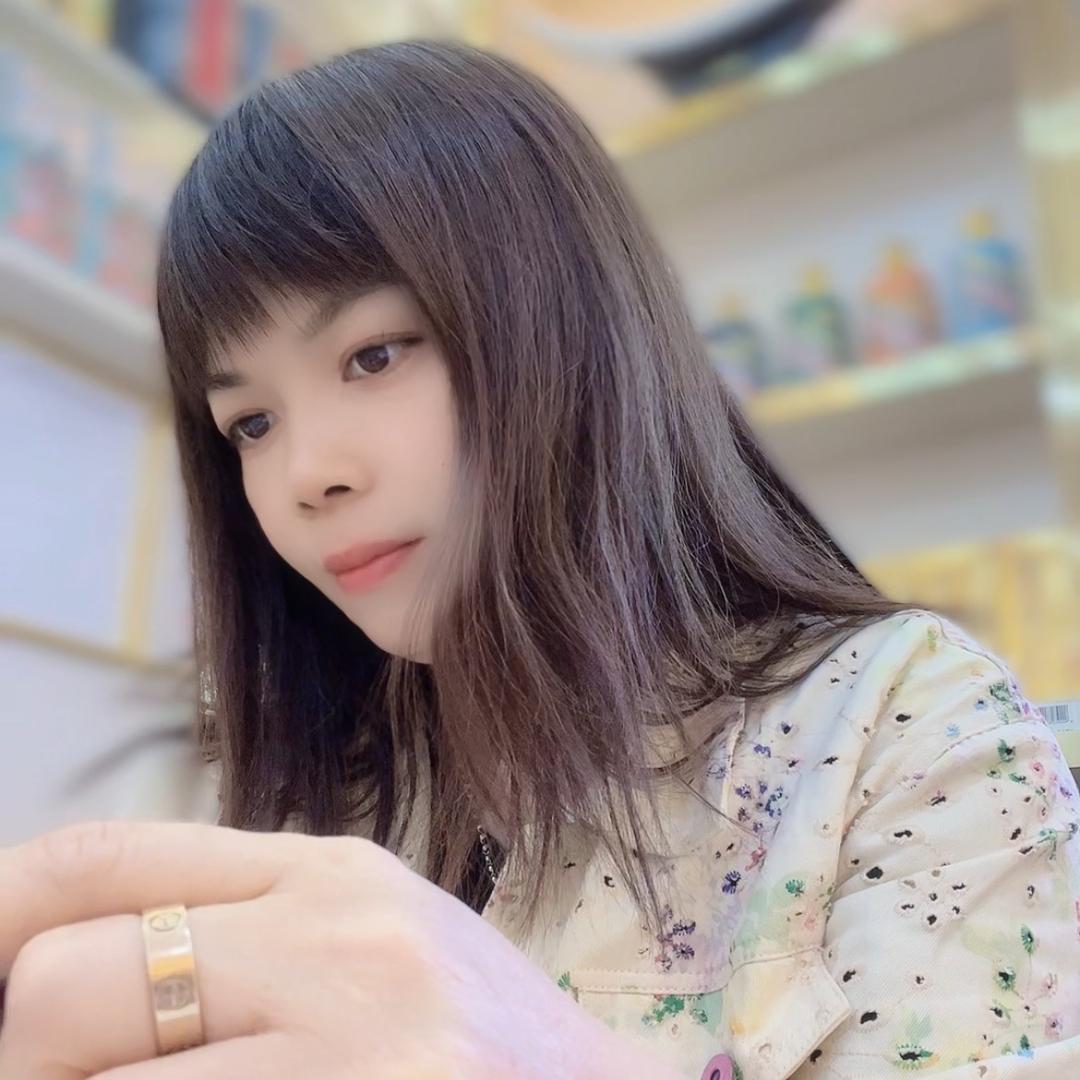 🐷🐷君君