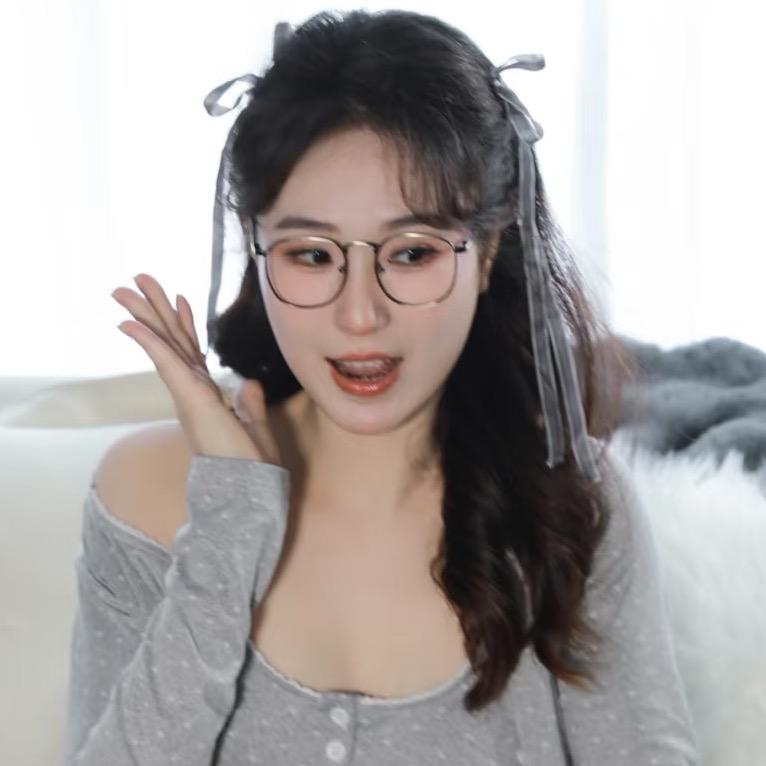 瑶瑶超爱吃