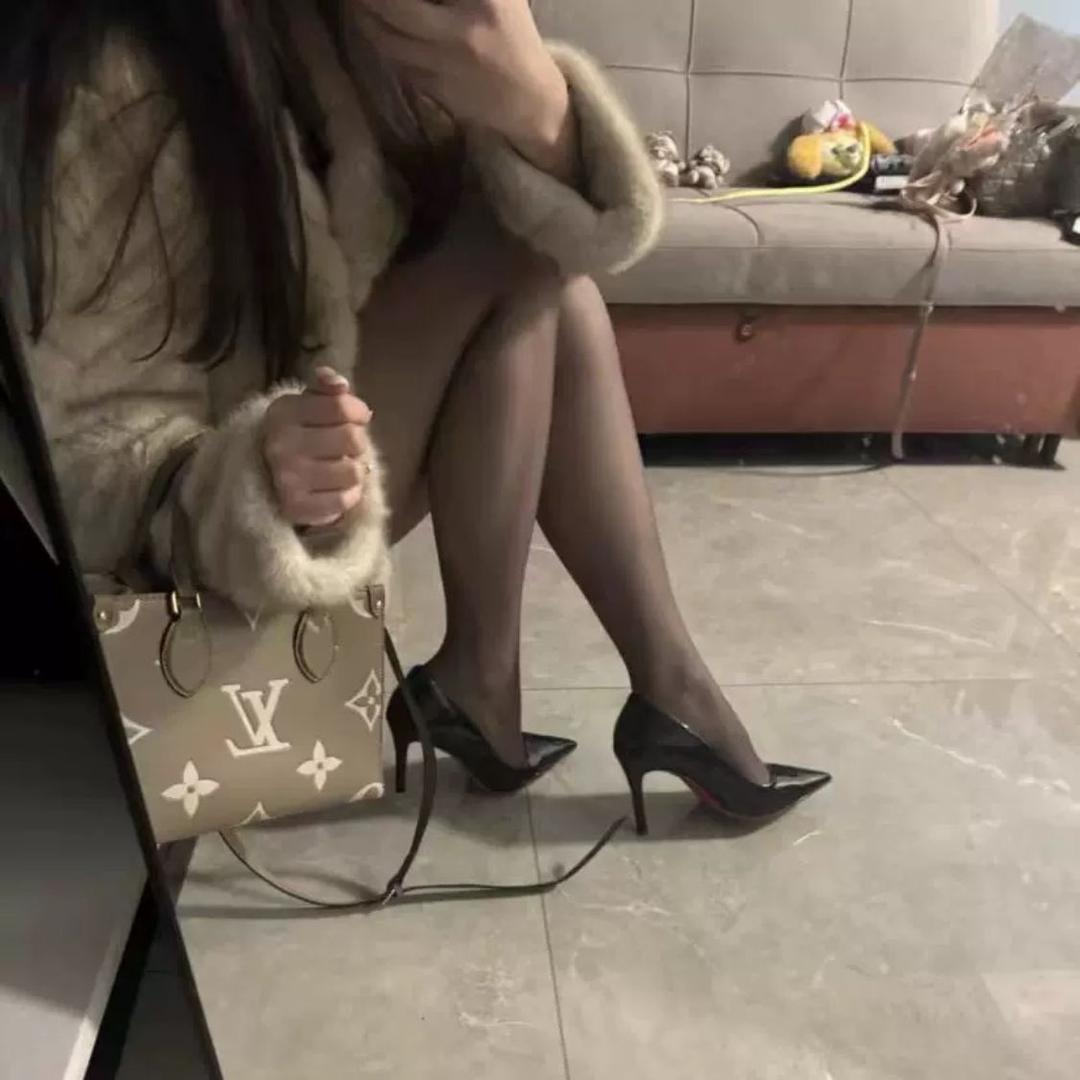 杨素雯