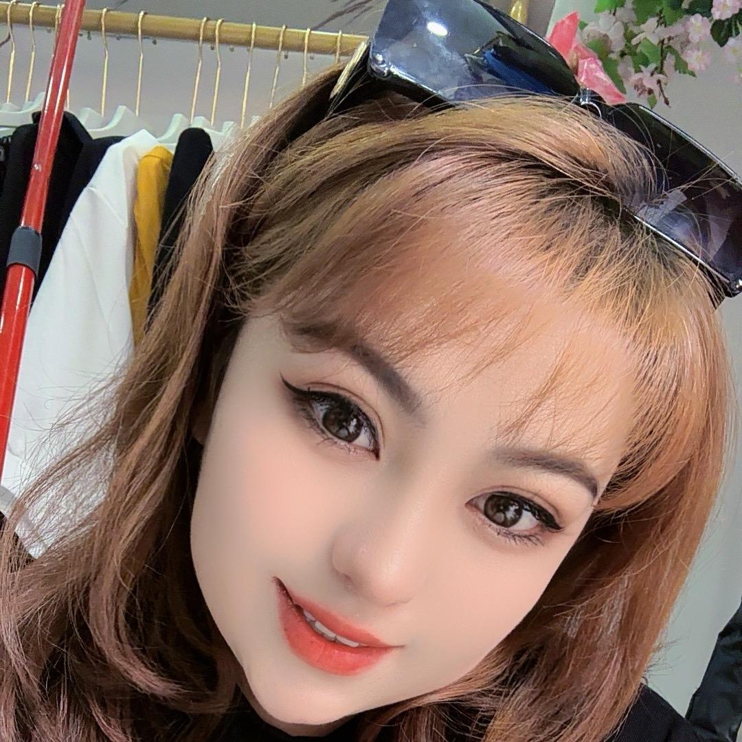迪丽努尔服装批发
