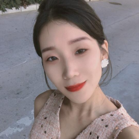 周周🧚‍♀️