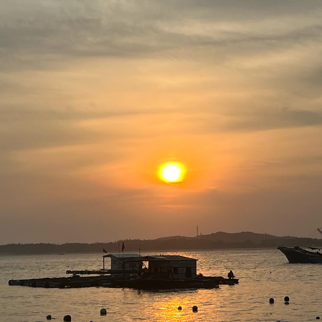 Sunriseྀ