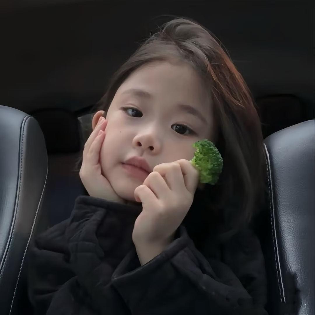 小橙子🍊.