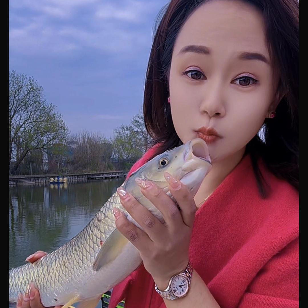 爱钓鱼的（燕子）