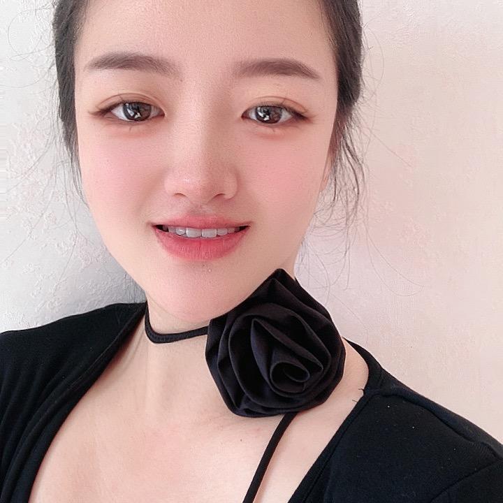 李哈哈