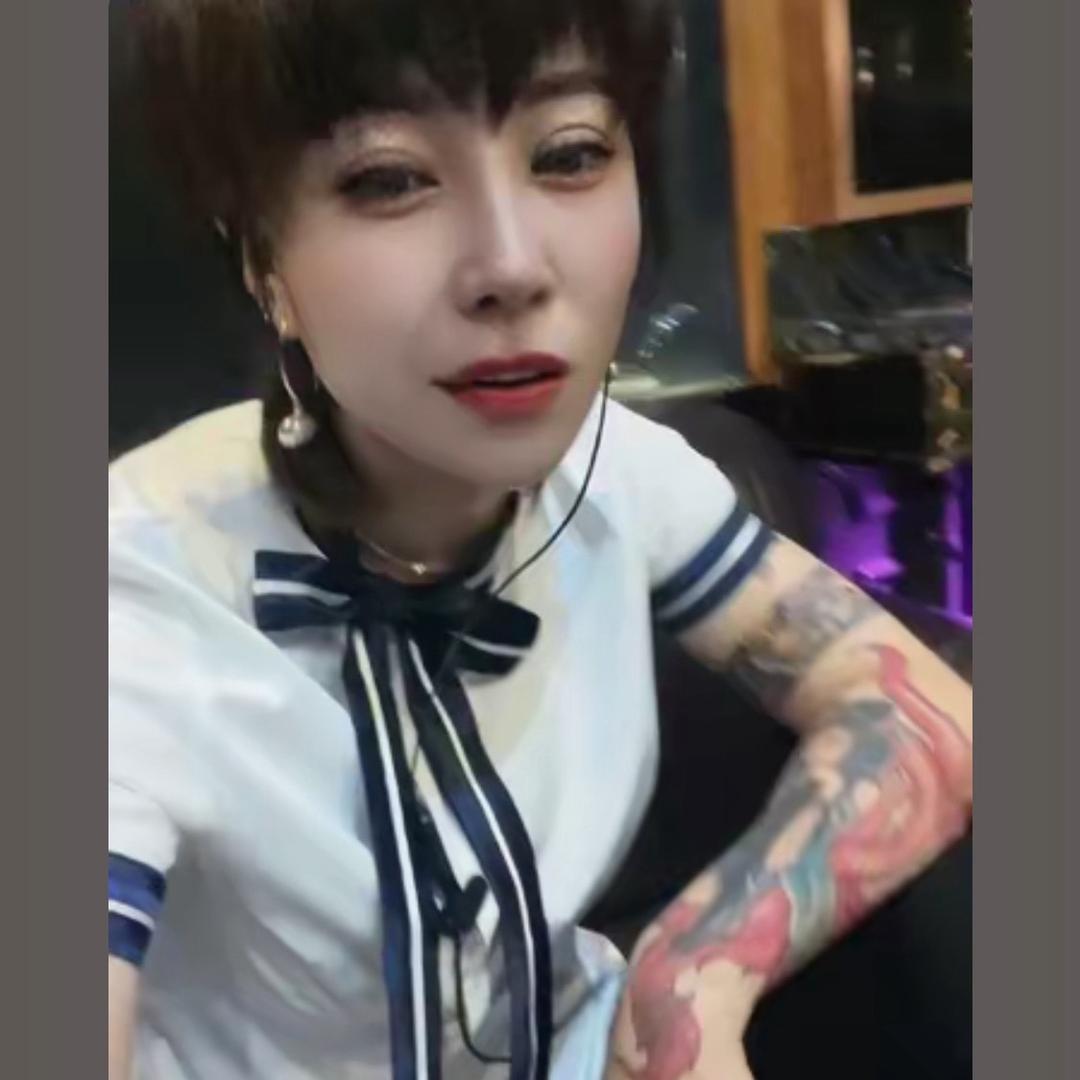 金钻糖果华庭关关经理