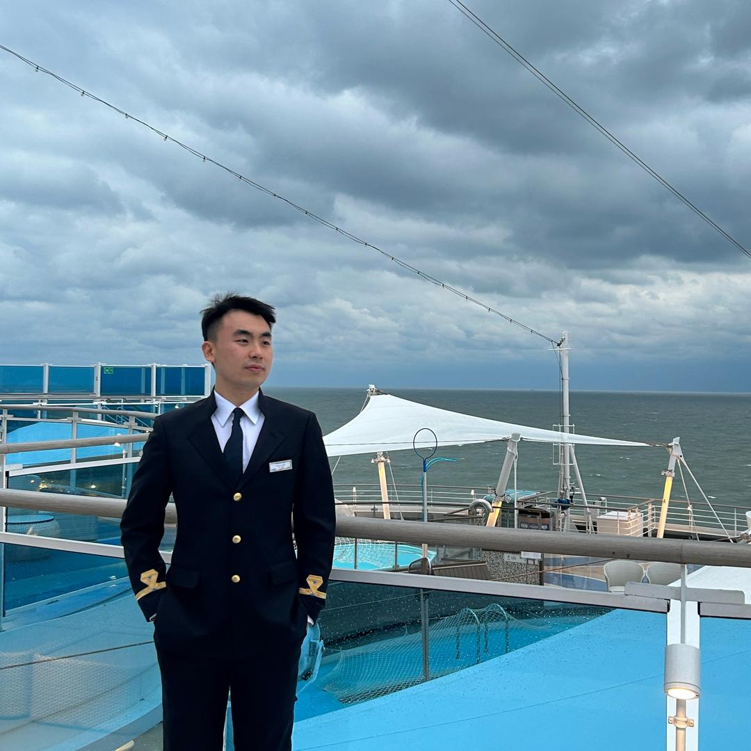 航海家果小轨