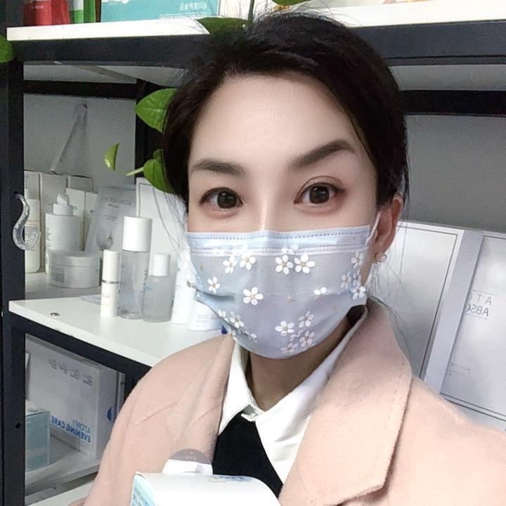 喜欢音乐的美业人