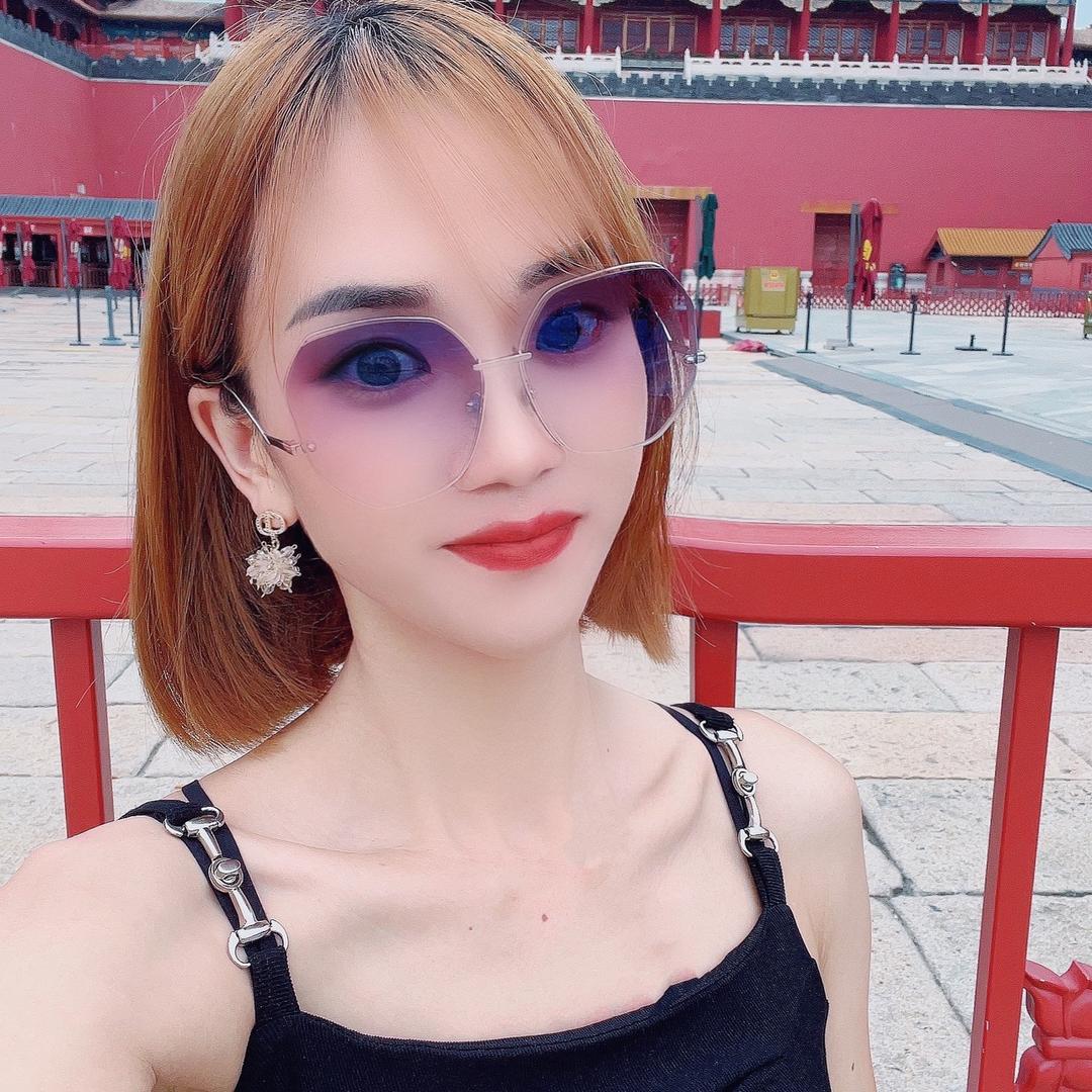 柳妍吖