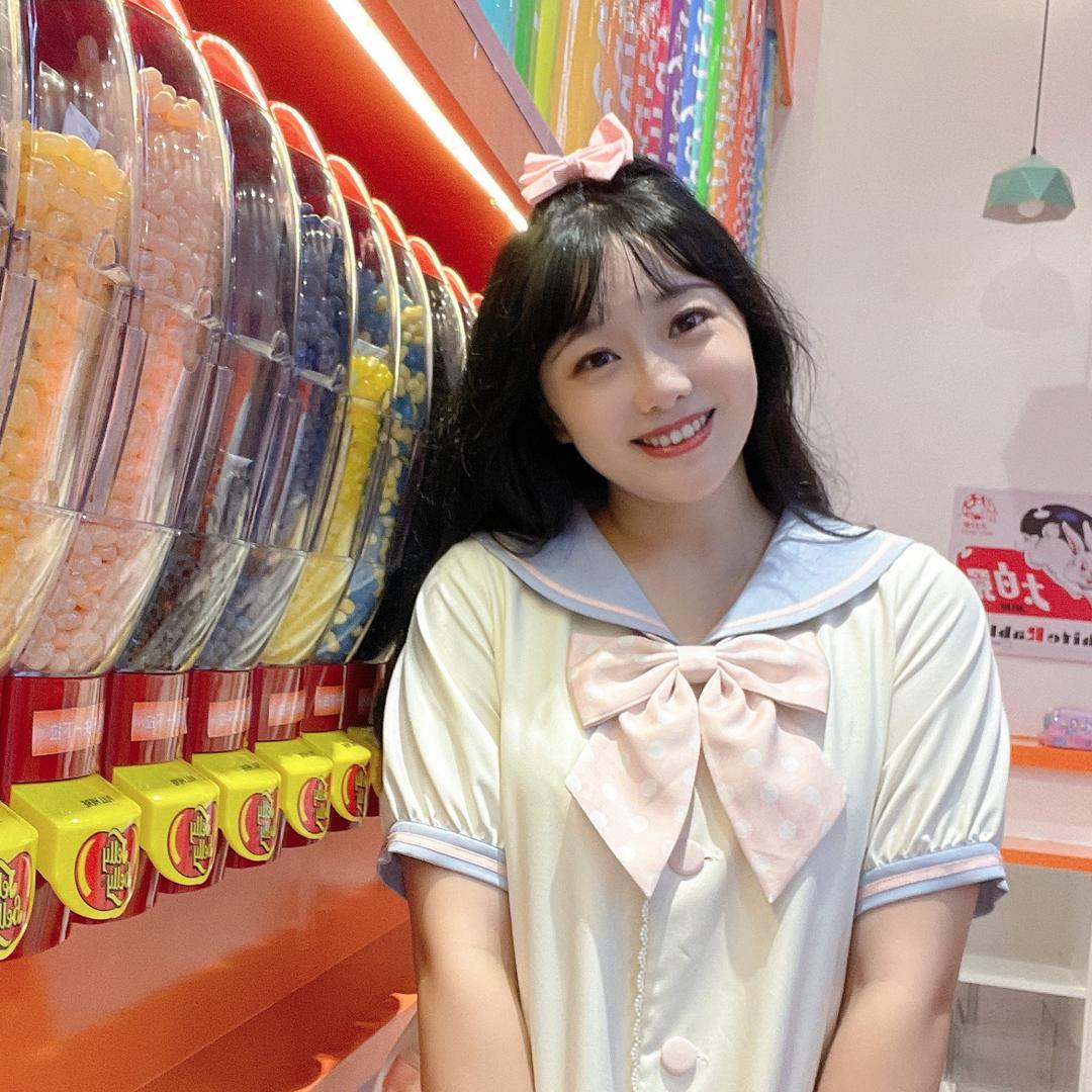 有趣的小育万里挑一 丶