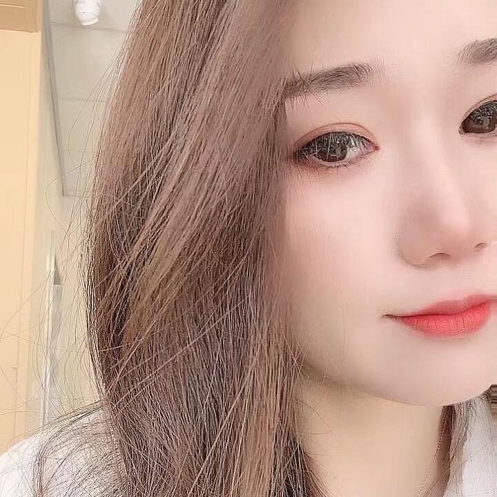 白茶清欢🥂