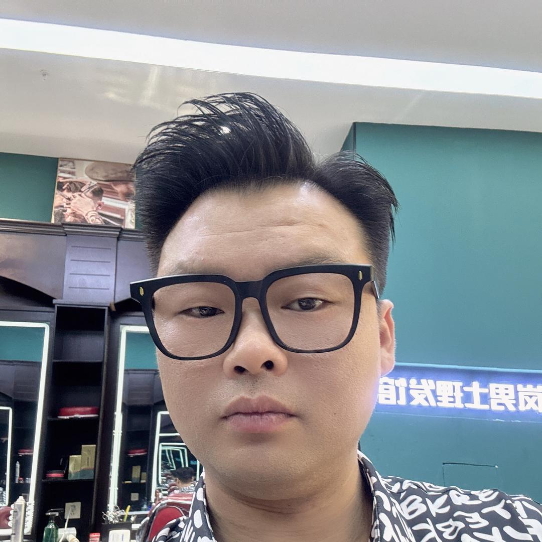 阿俊理发大师