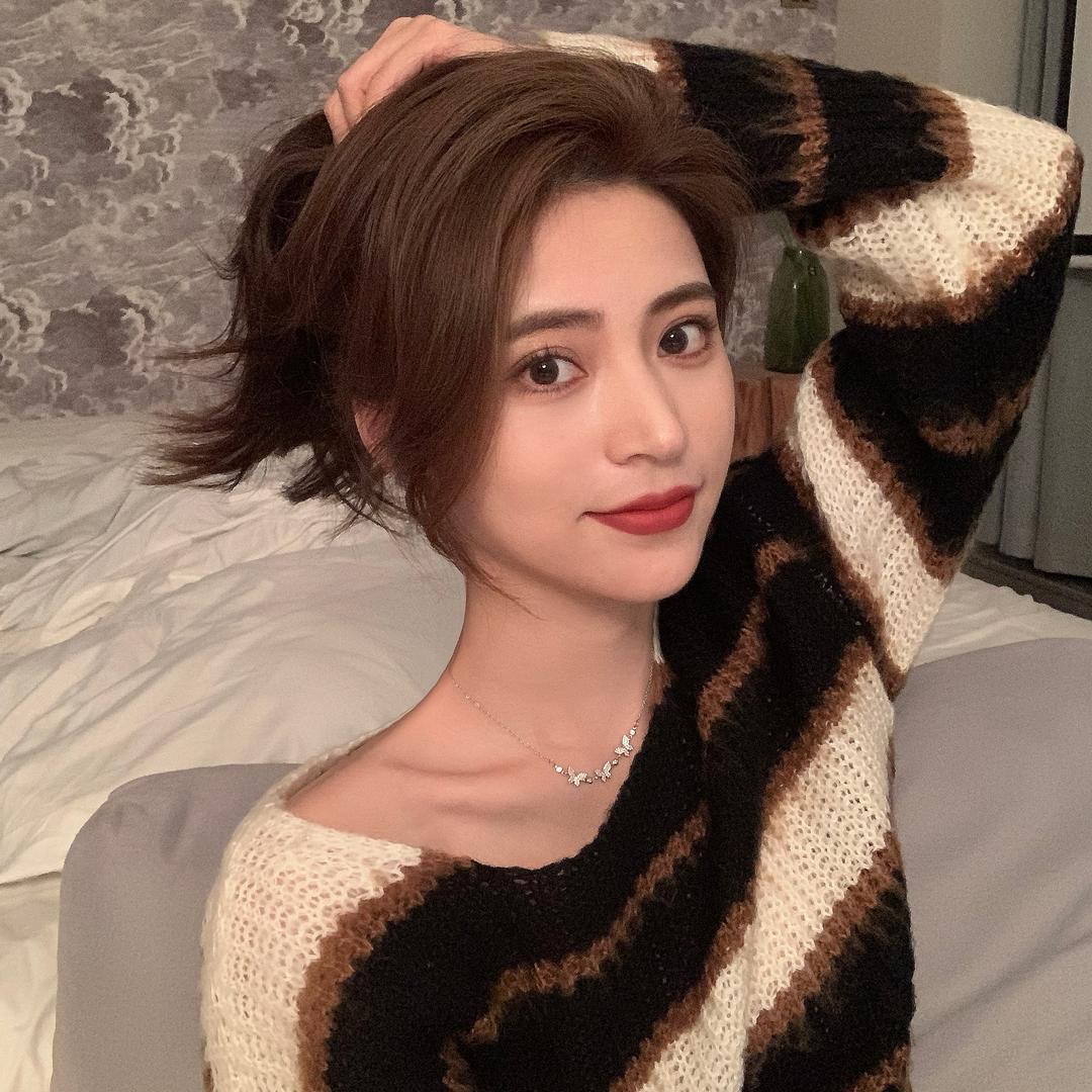 杨抱抱服饰