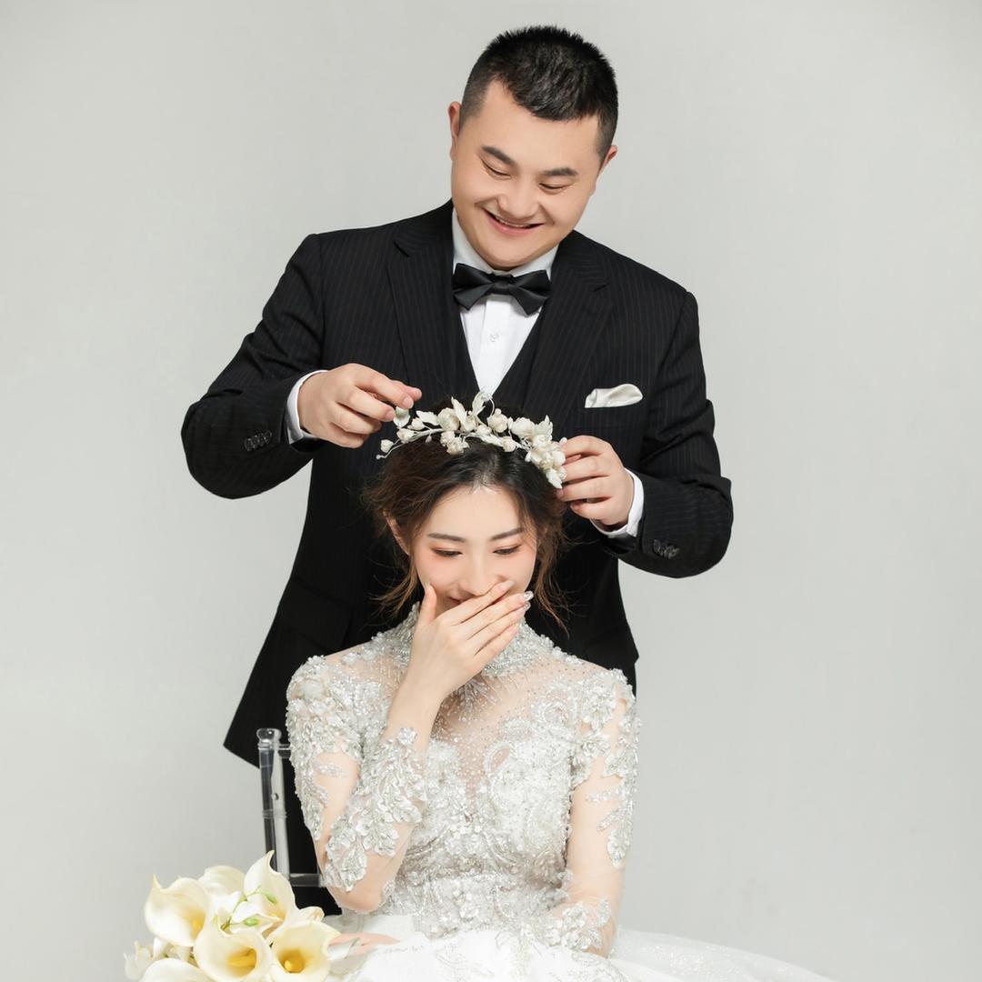 杰哥女性中玥投资控股（海南）集团有限公司